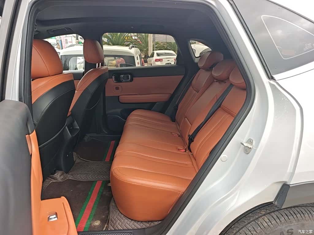 Wuling Starlight, 2025 17