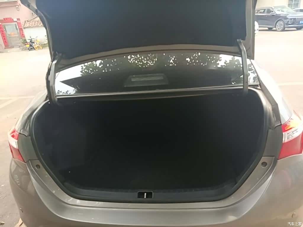 Toyota Corolla, 2015 19