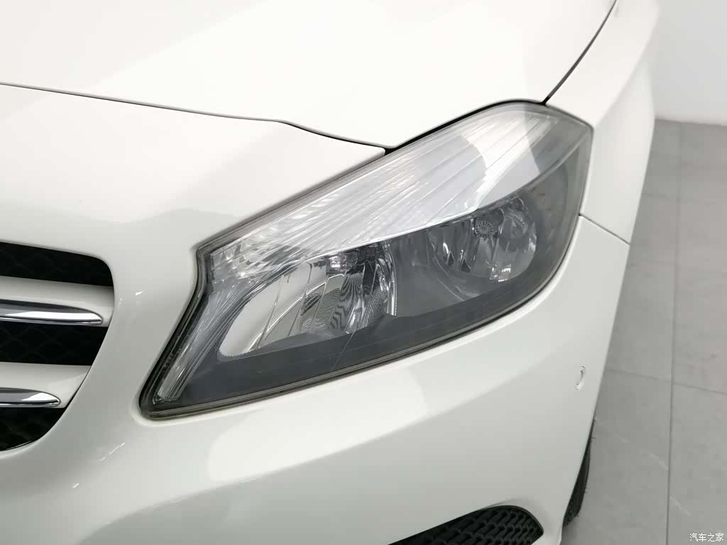Mercedes-Benz A-Class, 2013 7