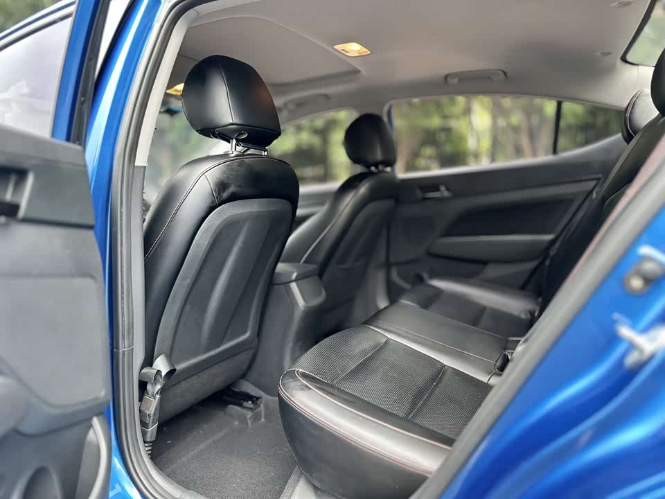 Hyundai Lead