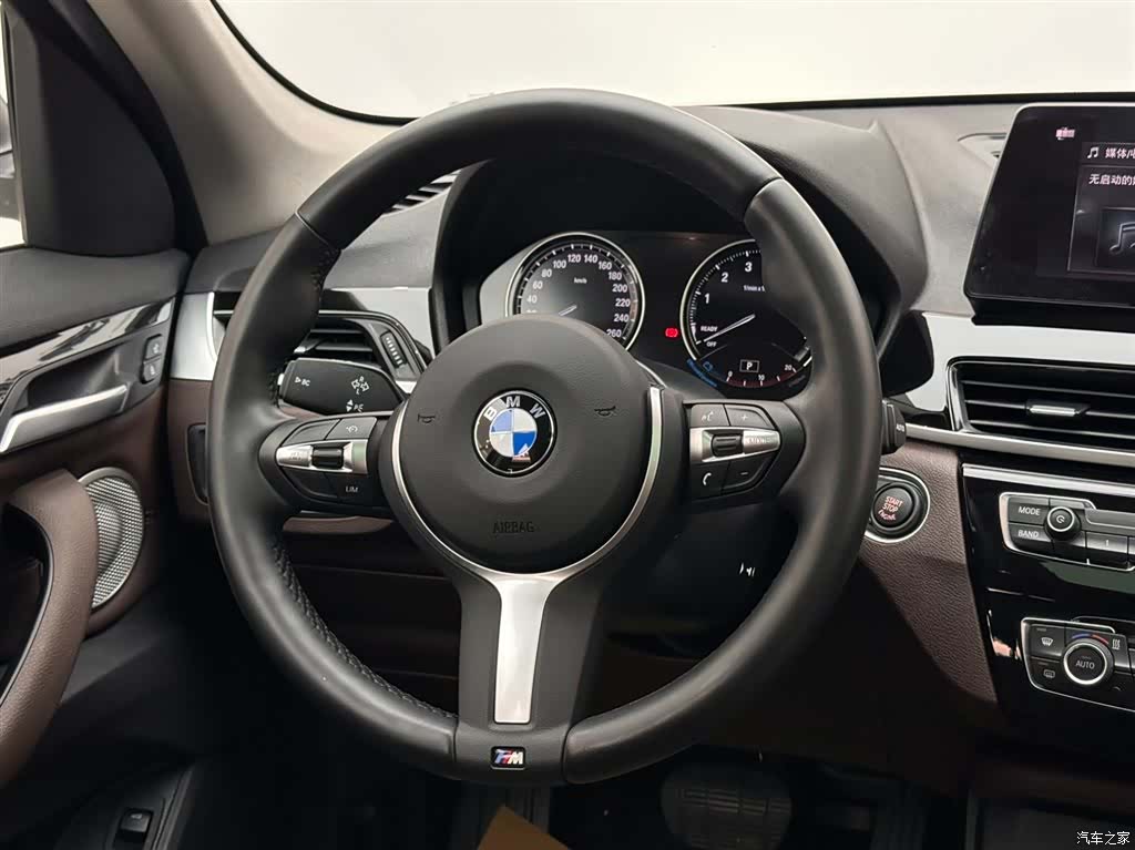 BMW X1, 2023 12