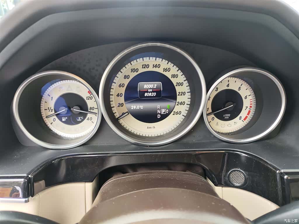 Mercedes-Benz E-Class, 2014 9