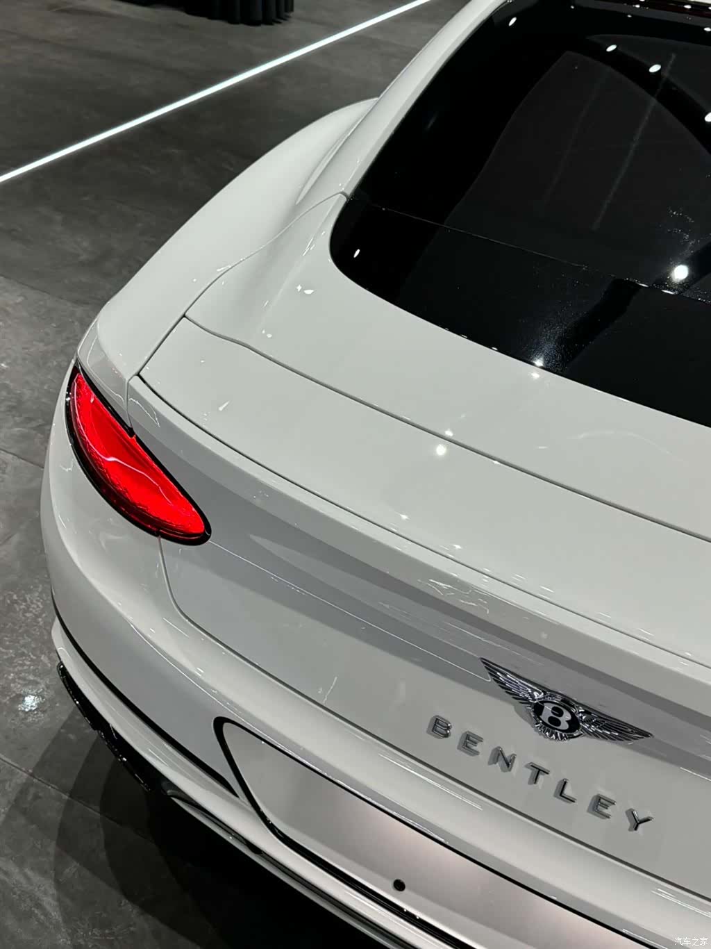 Bentley Continental GT, 2022 14