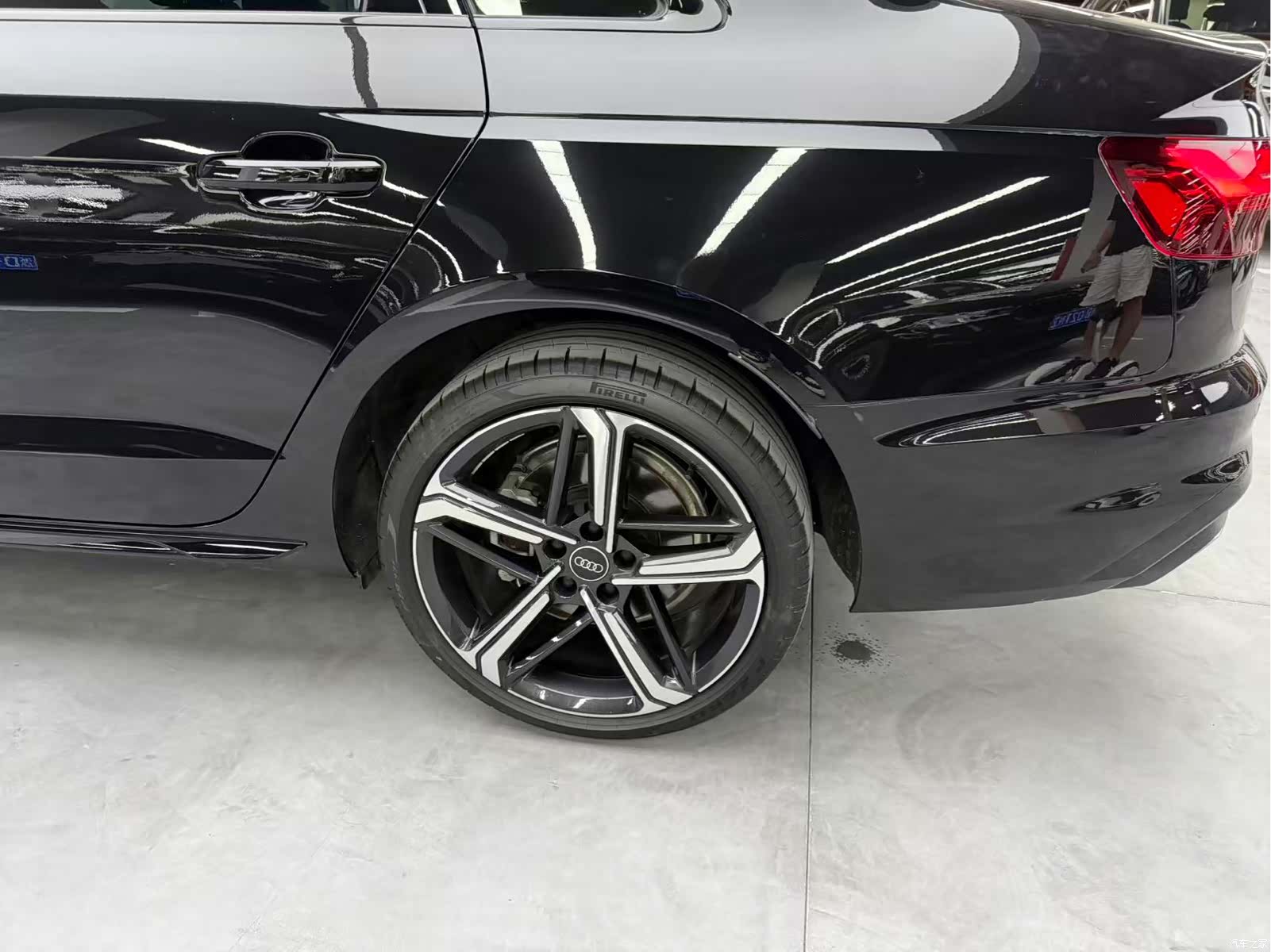 Audi A4L, 2025 13