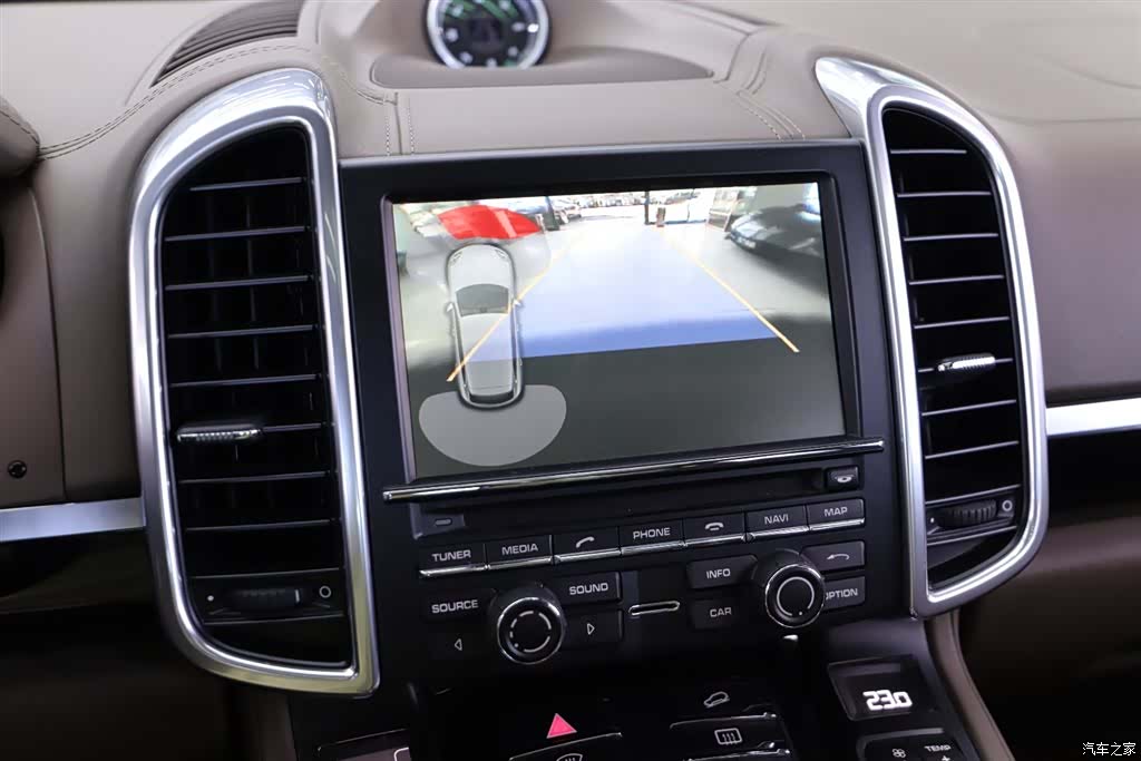 Porsche Cayenne, 2014 10
