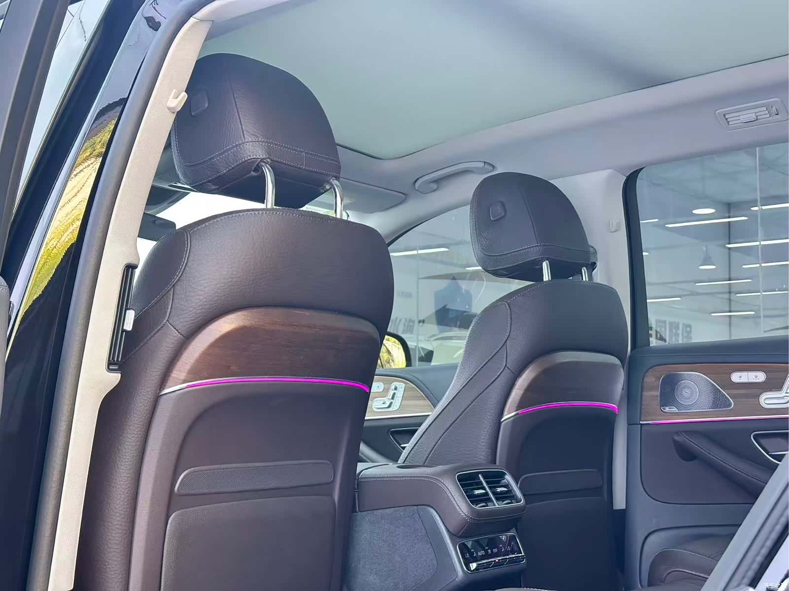 Mercedes-Benz GLS, 2020 14