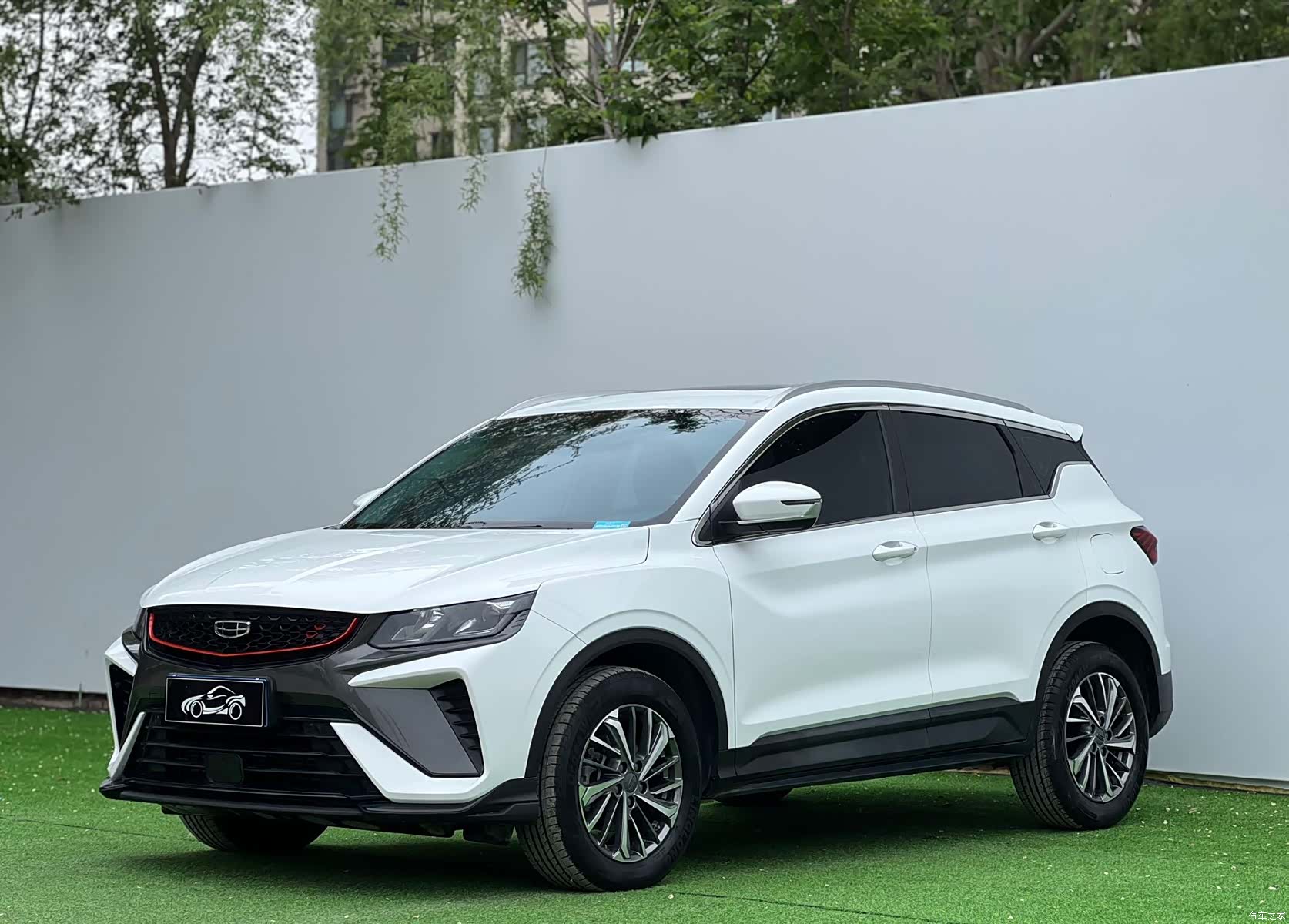Geely Coolray, 2022 1