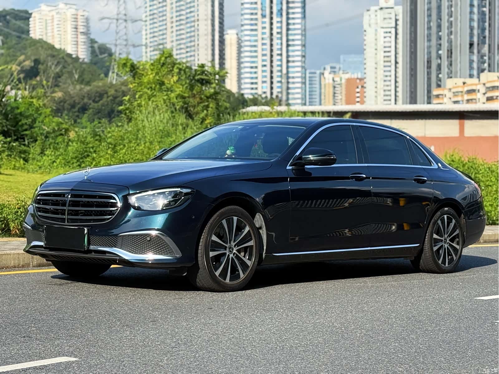 Mercedes-Benz E-Class, 2023 2