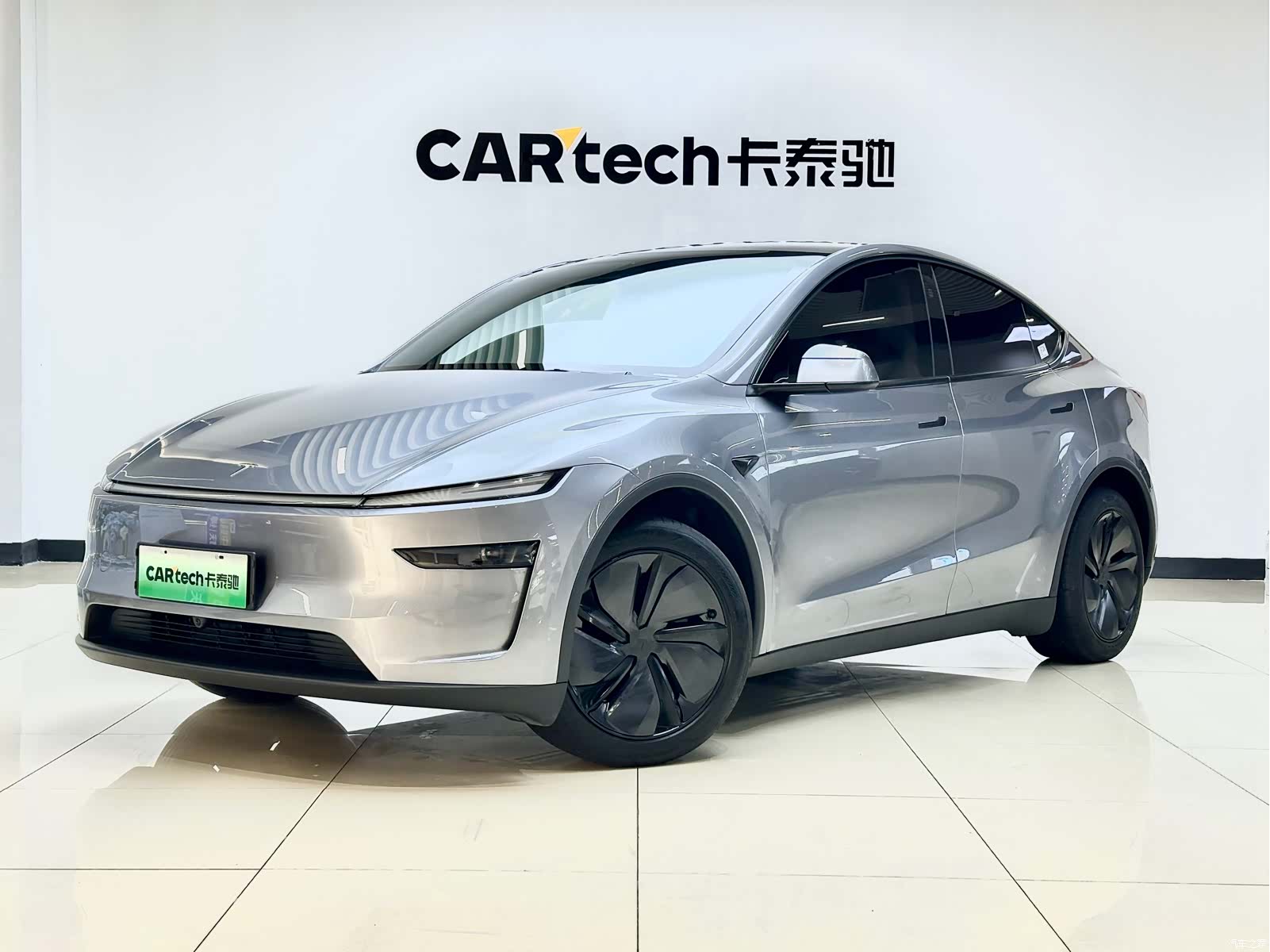 Tesla Model Y, 2025 3