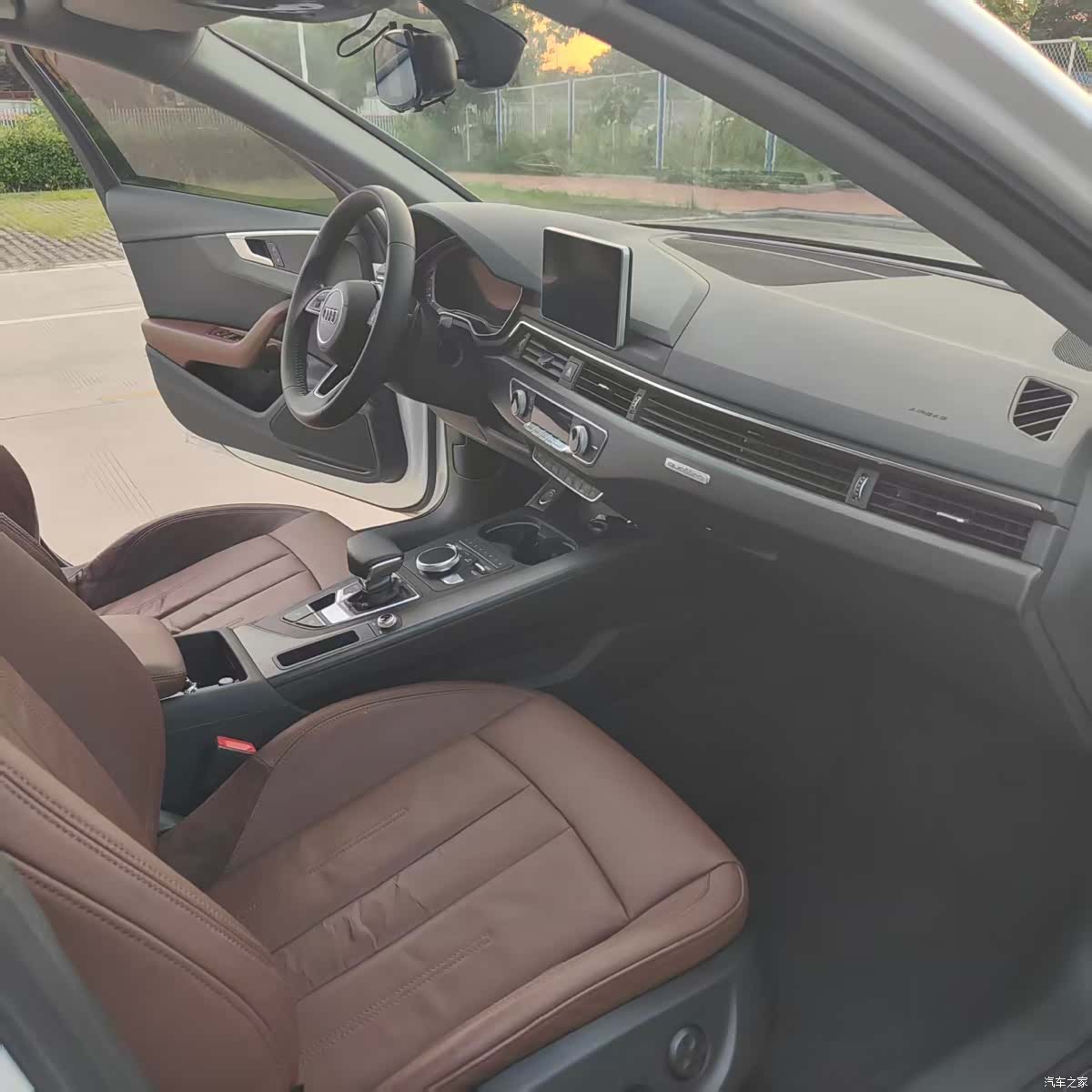 Audi A4L, 2017 10