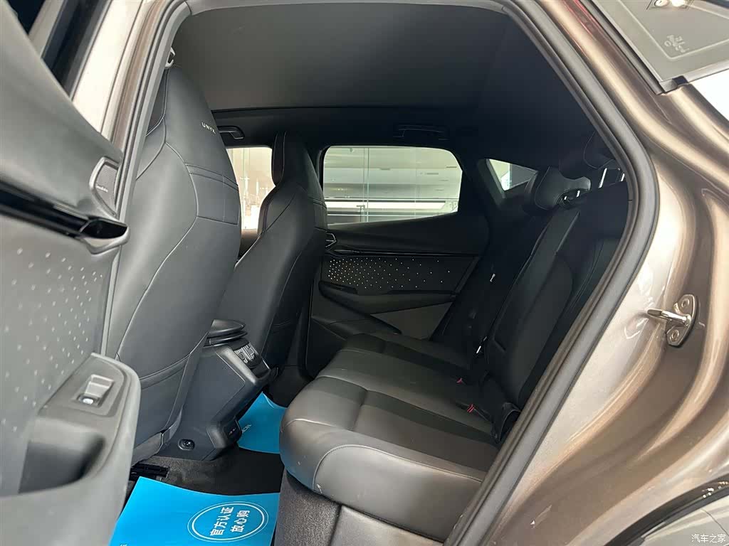 Volkswagen 06, 2025 9