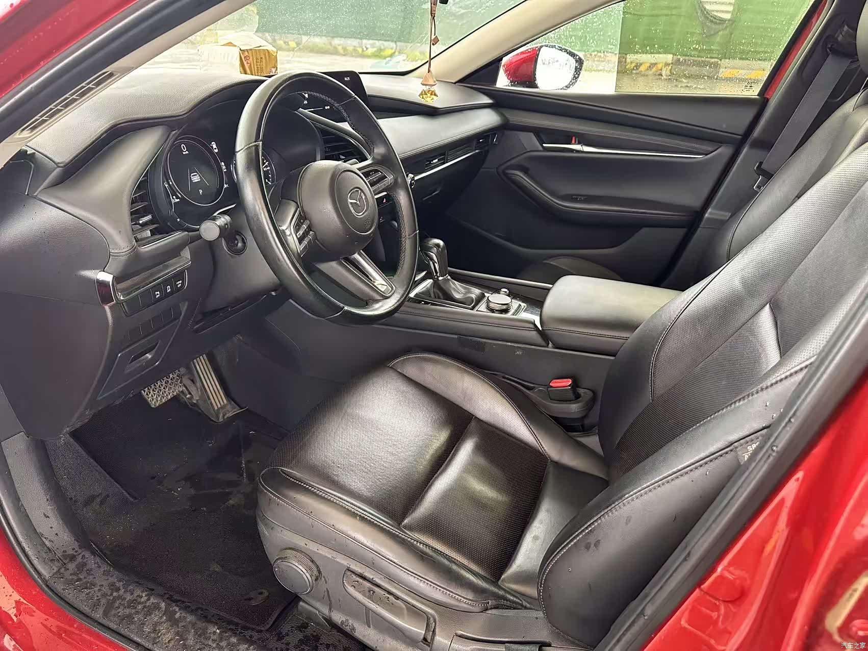 Mazda Mazda3, 2021 все фото