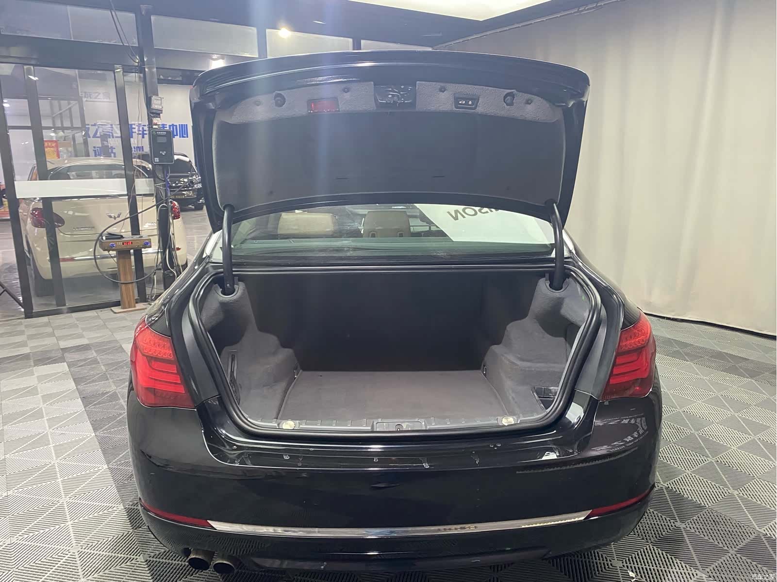 BMW 7 Series, 2014 17