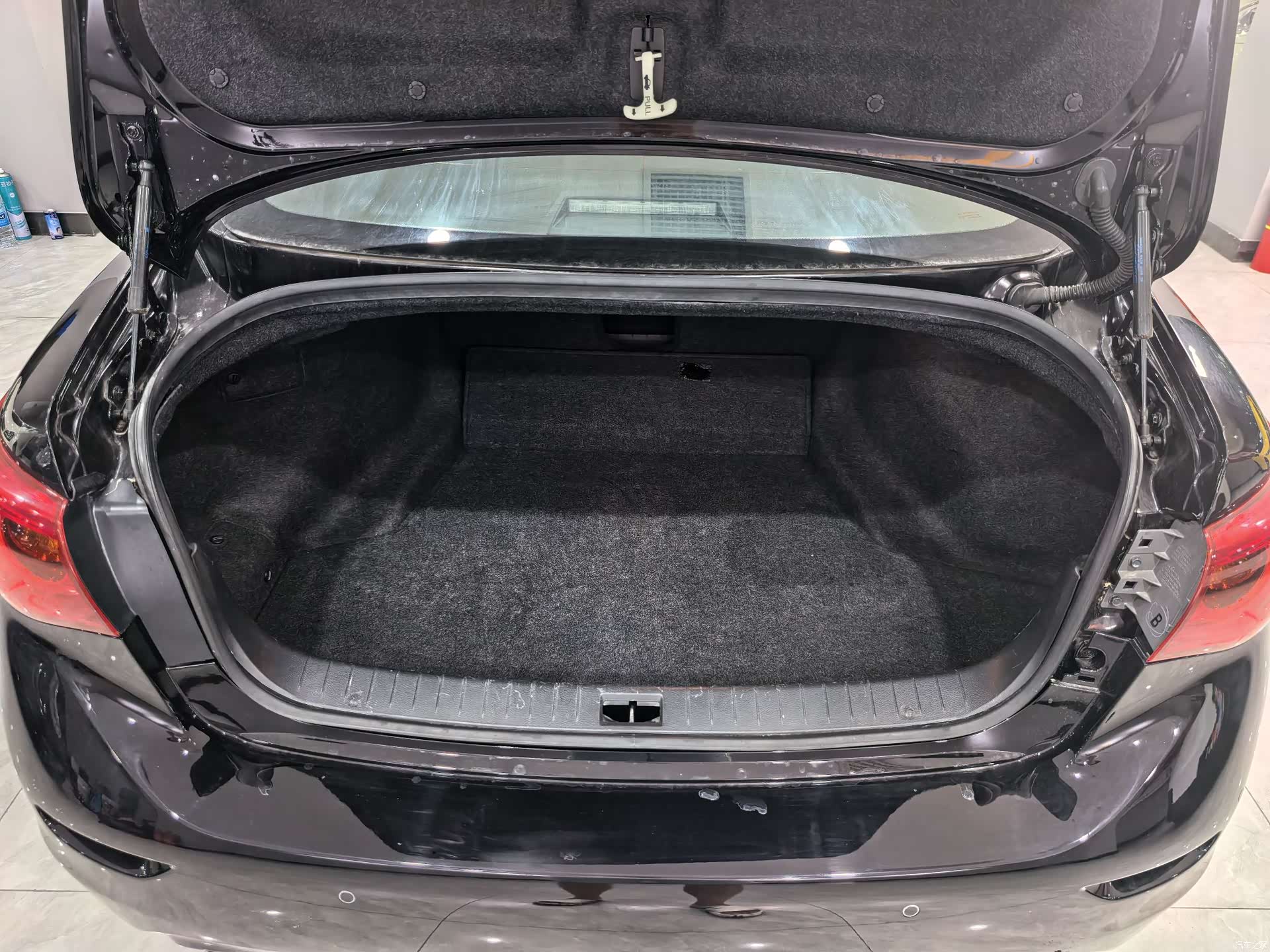 Infiniti Q50L, 2015 19