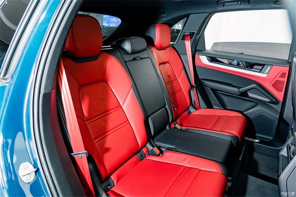 Porsche Cayenne, 2024 21