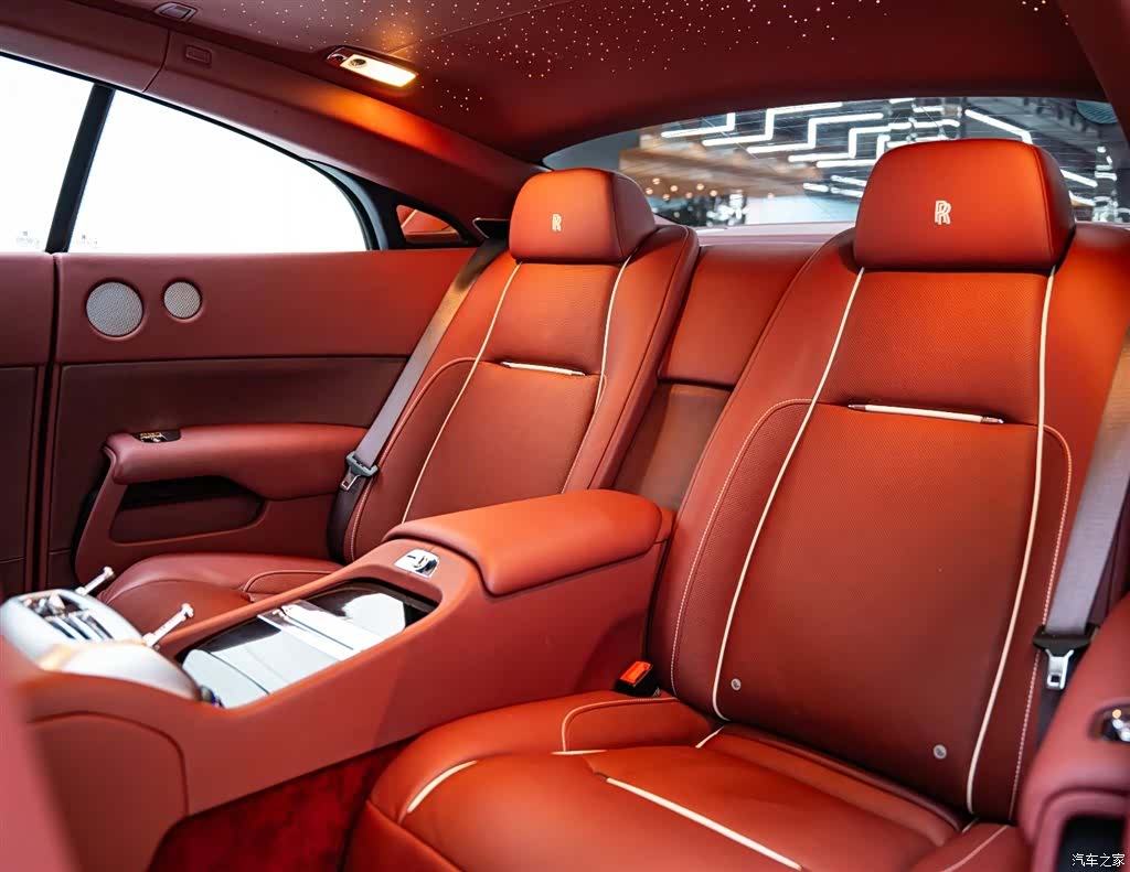 Rolls-Royce Wraith, 2017 11