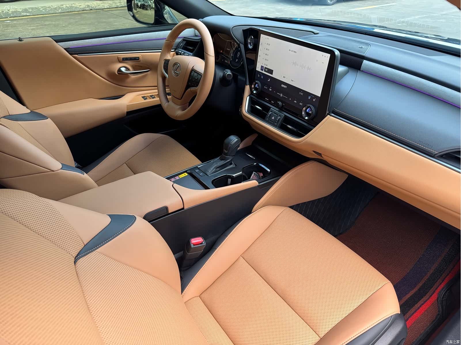 Lexus ES, 2026 9