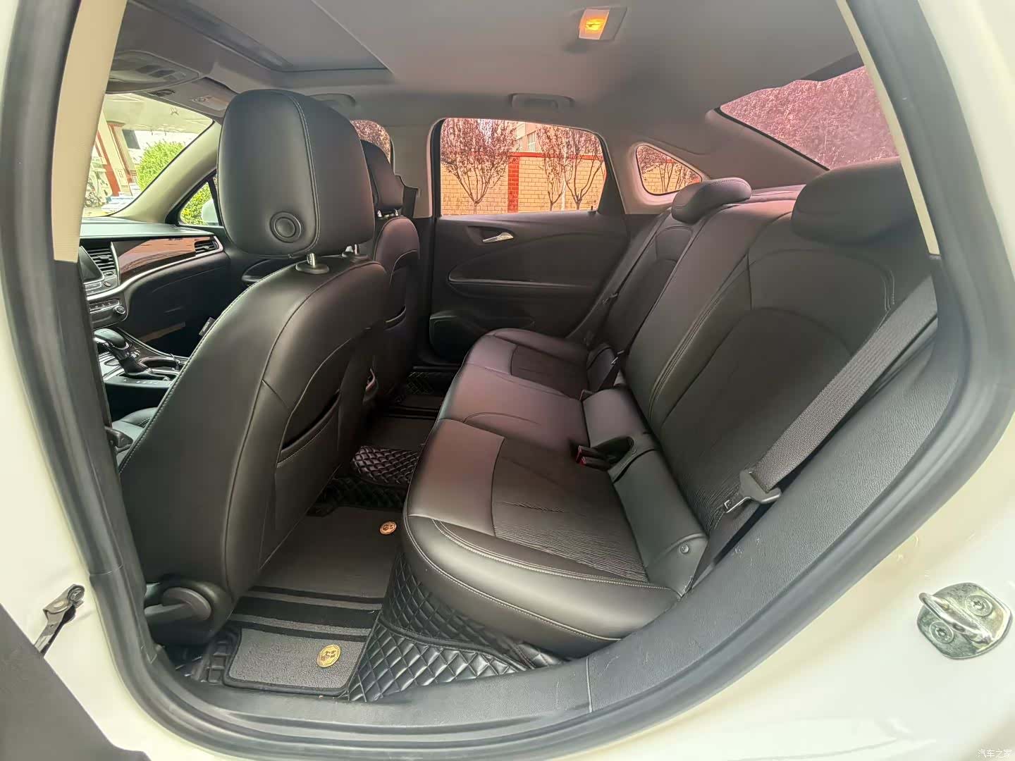 Buick Verano, 2018 8