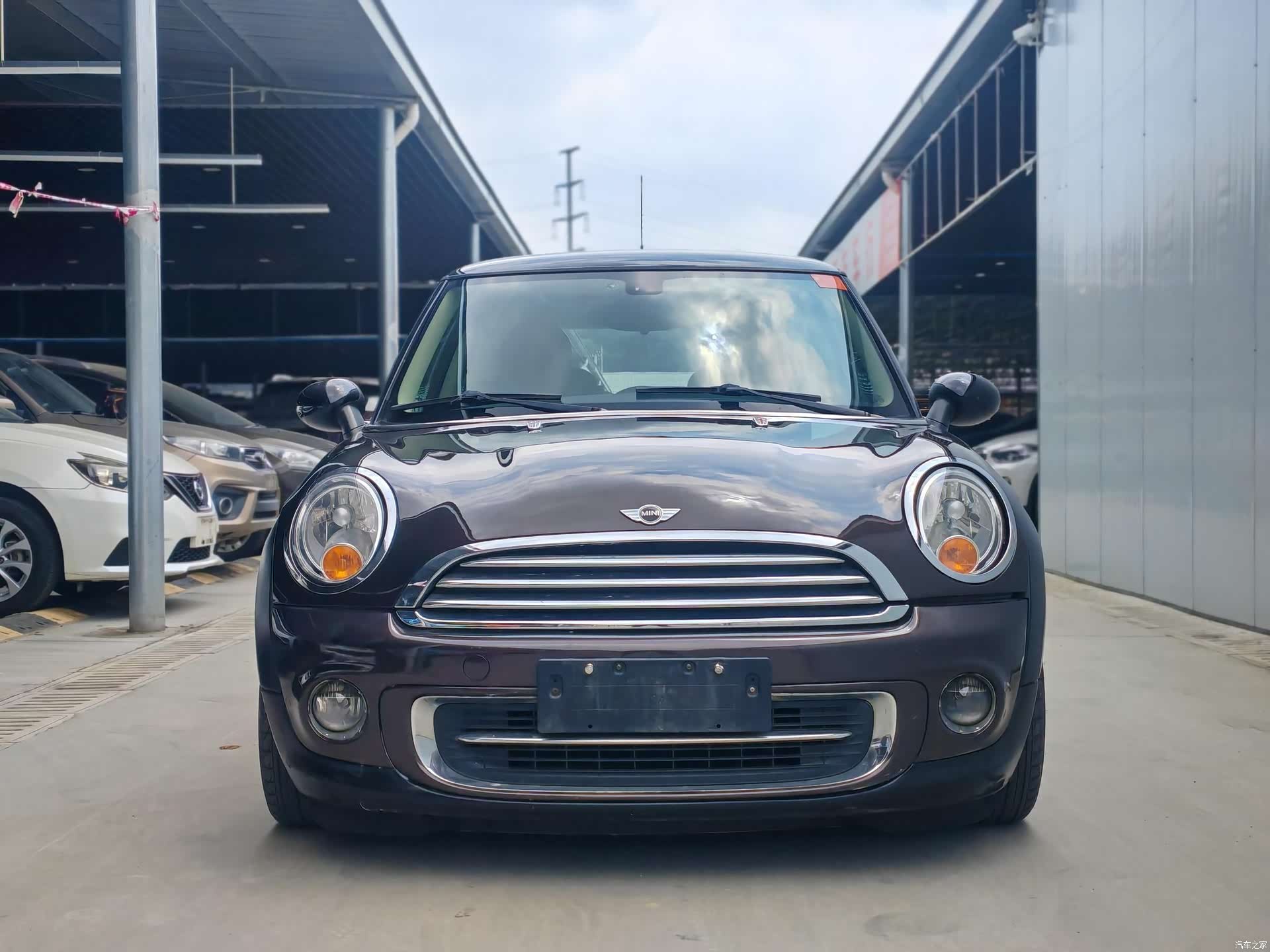 Mini ONE, 2011 6