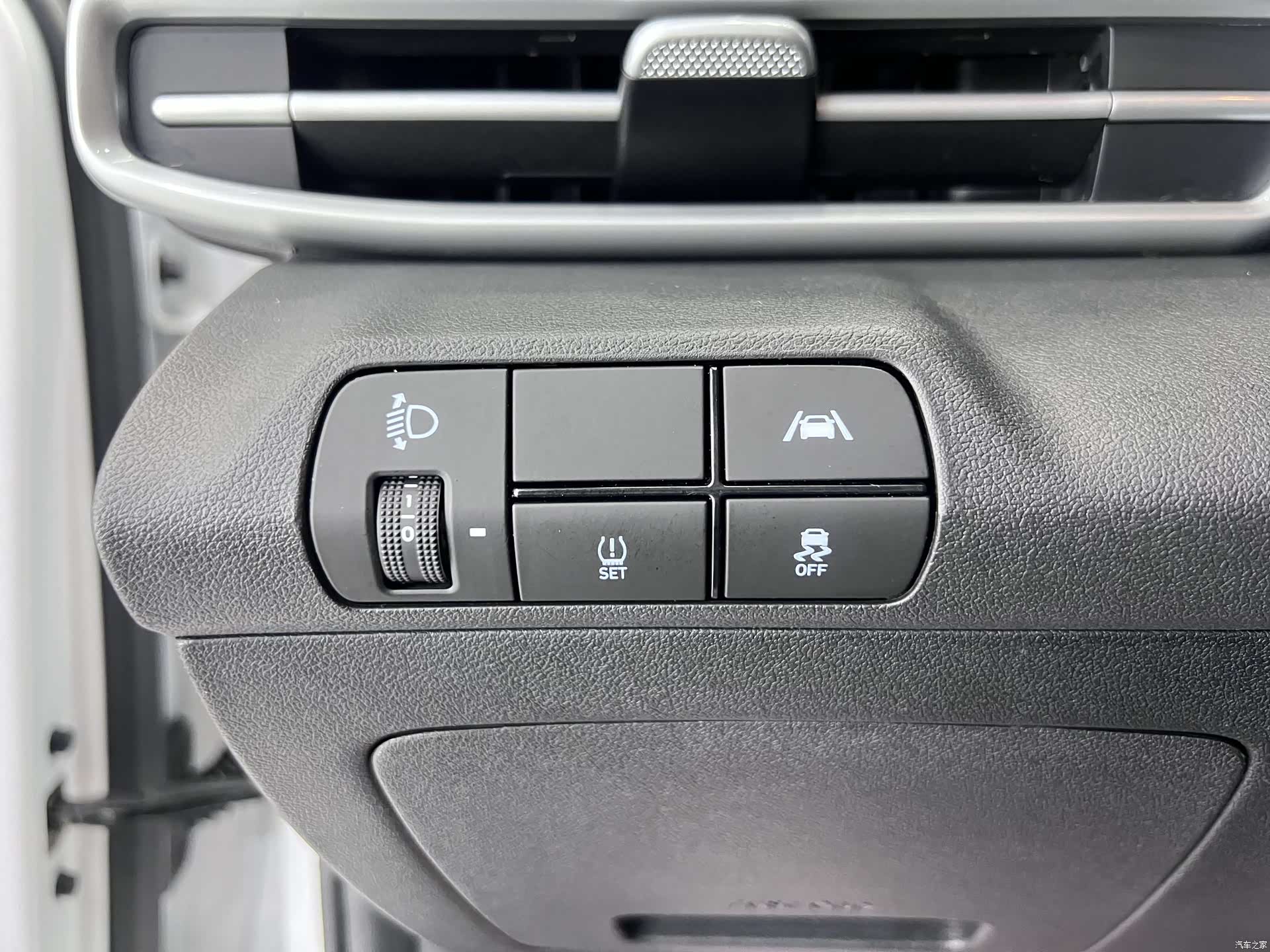 Hyundai Elantra, 2023 15