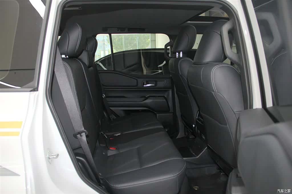 Toyota Prado, 2026 8