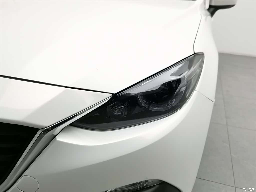 Mazda Mazda3, 2017 7