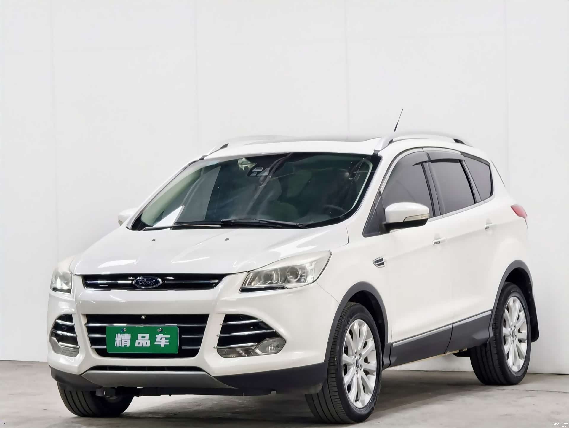 Ford Kuga, 2014 1