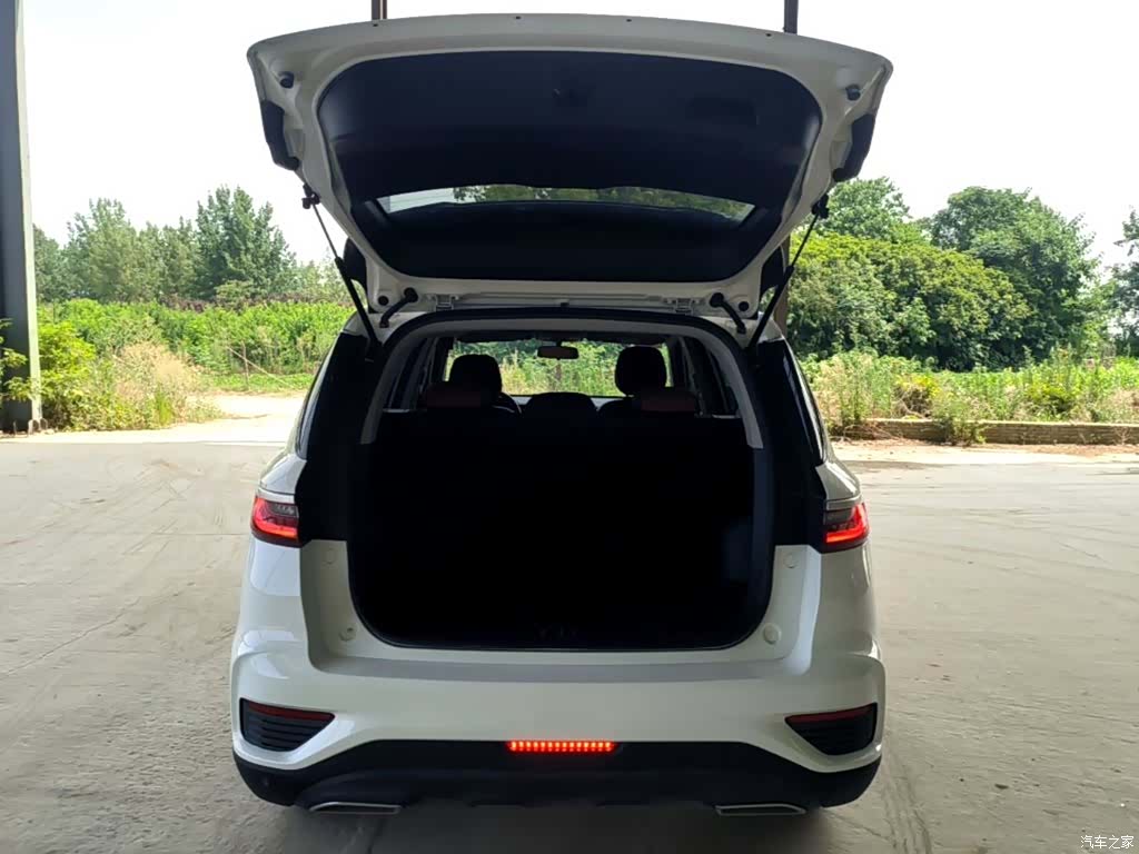 Geely X6, 2021 19