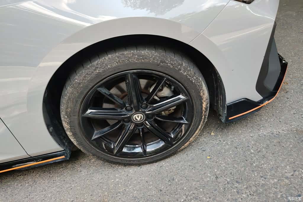 Changan UNI-V, 2022 6