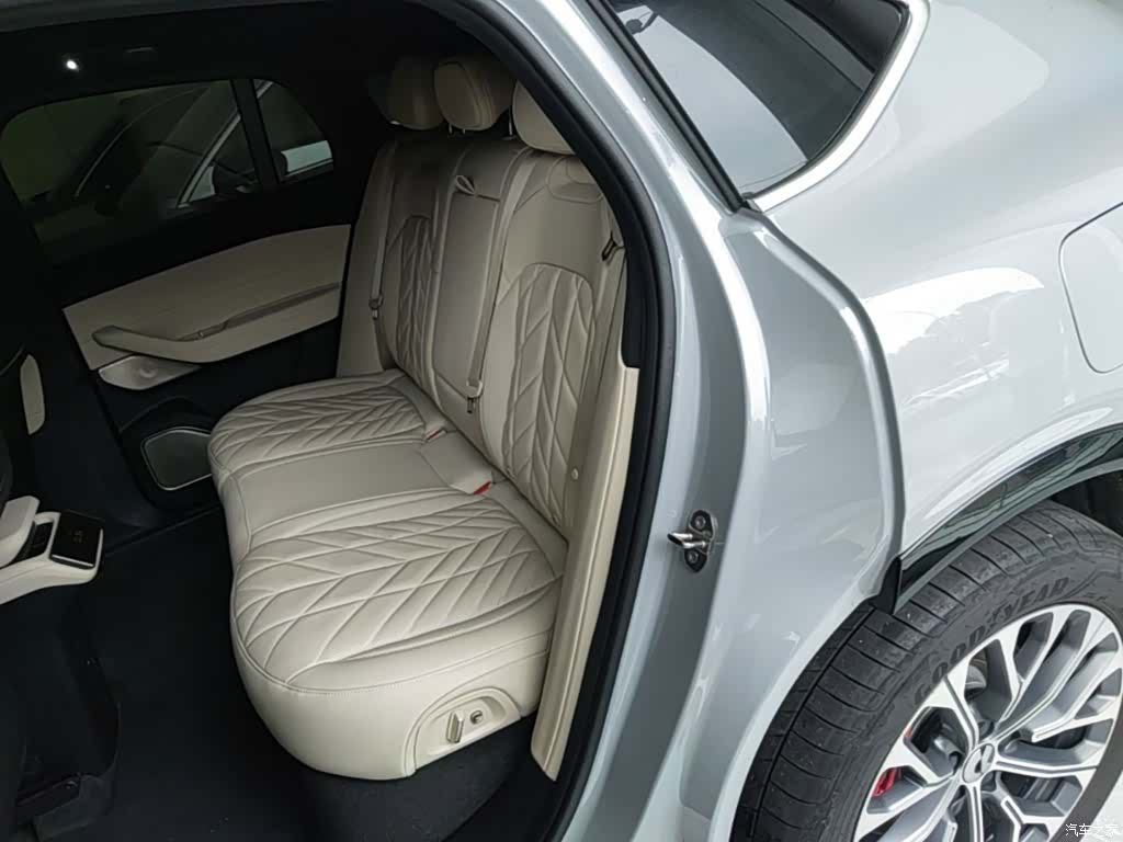 NIO EC6, 2025 17