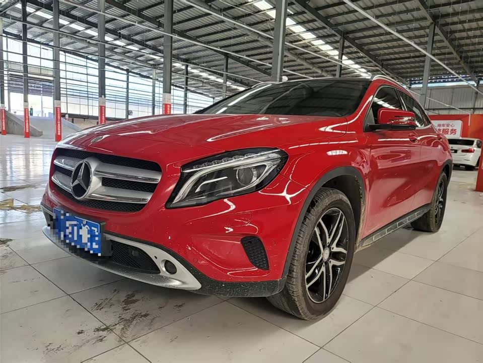 Mercedes-Benz GLA