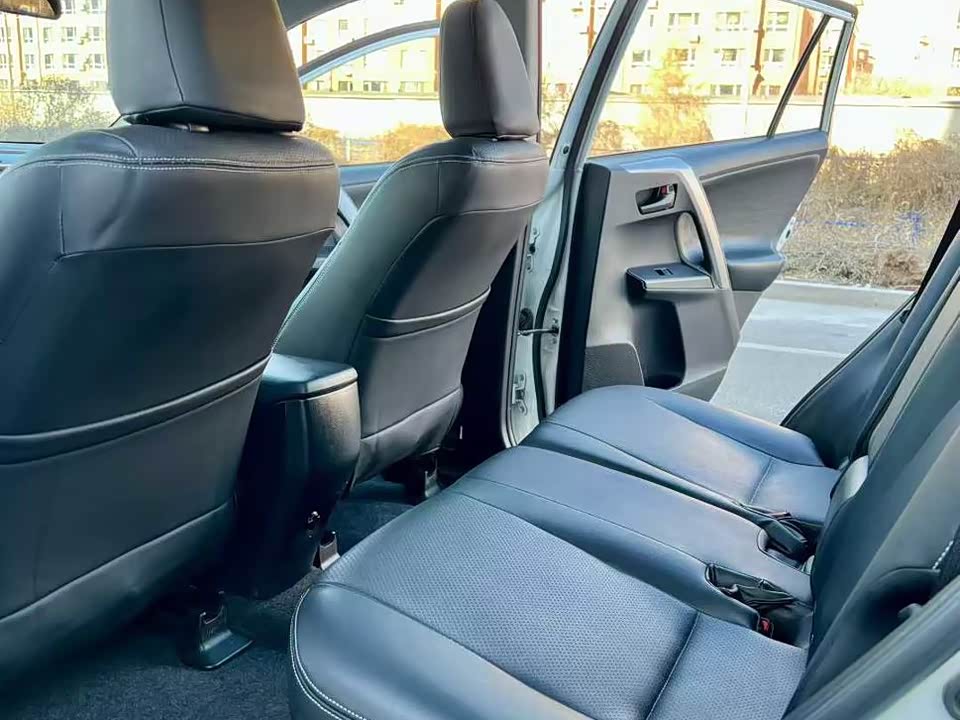 Toyota RAV4 Rongfang