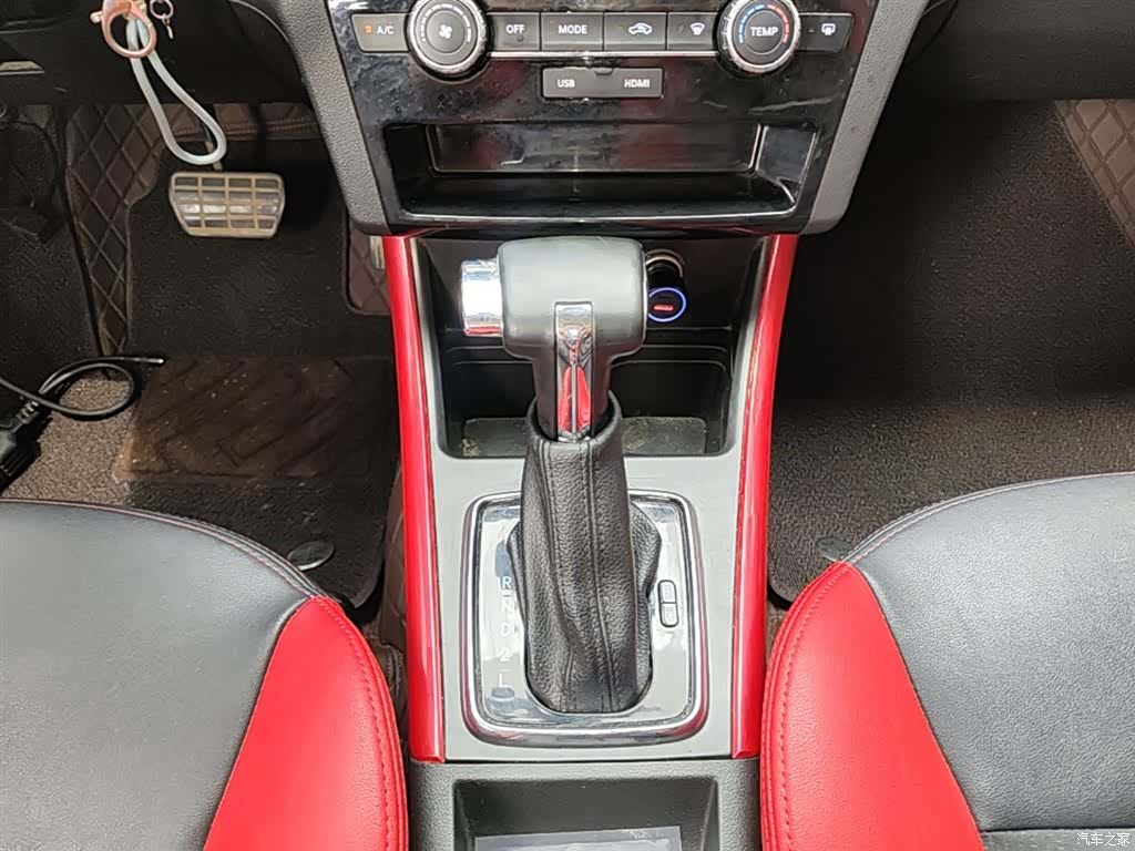 BAIC X25, 2017 14