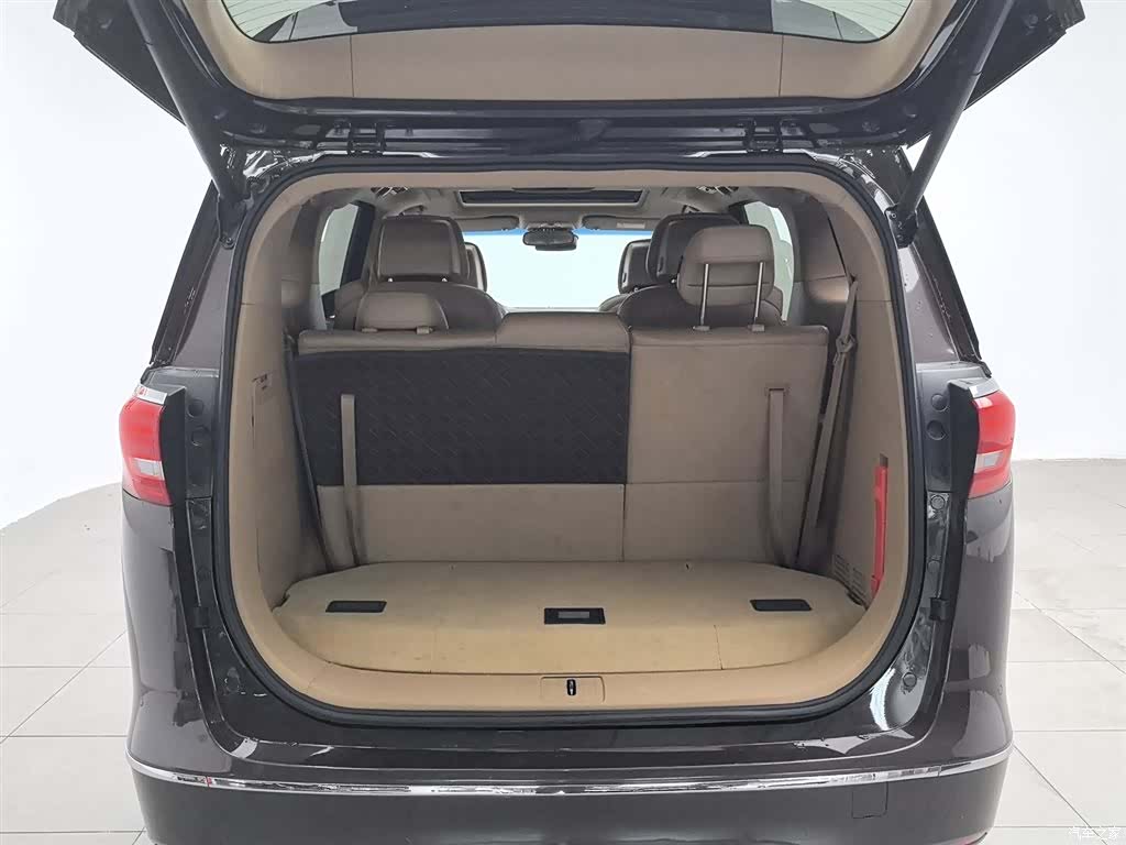 Buick GL8, 2018 16