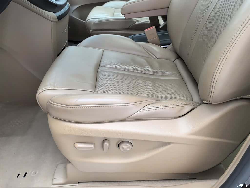 Buick GL8, 2018 20