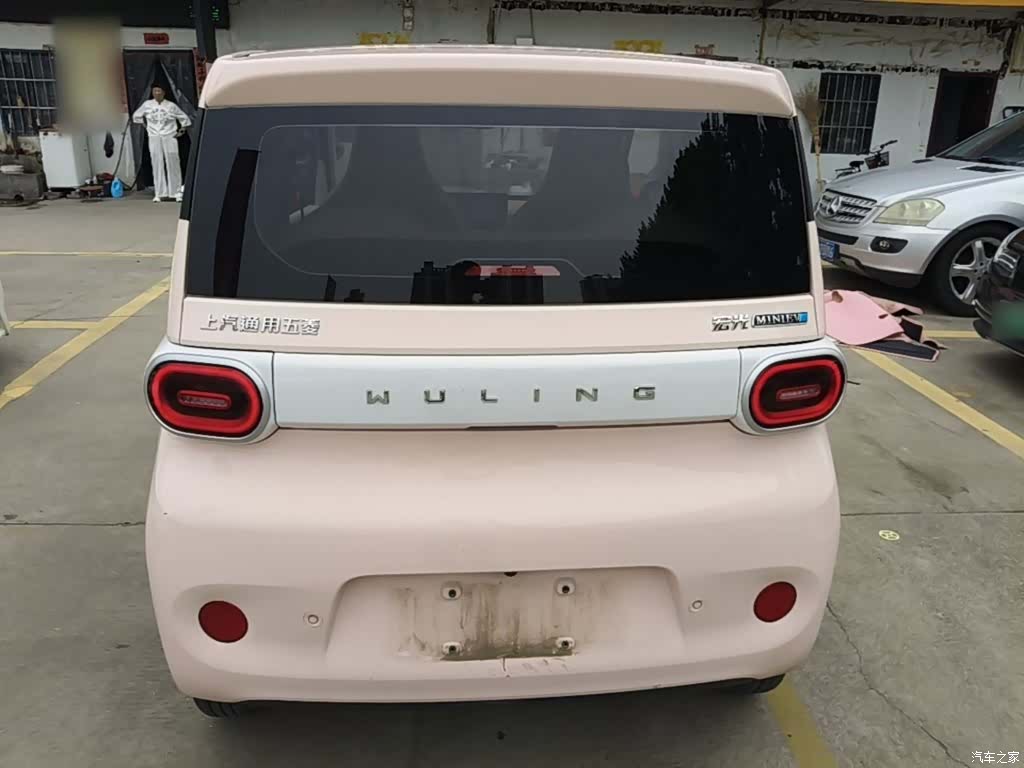 Wuling MINIEV, 2024 4