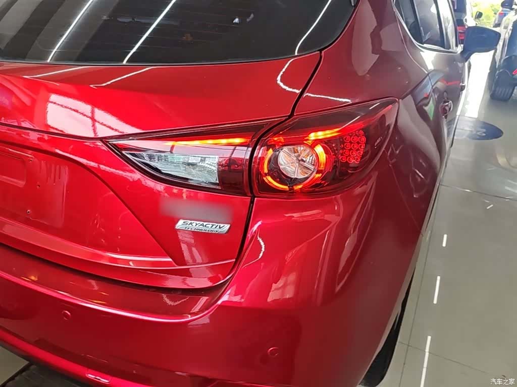 Mazda Mazda3, 2017 8