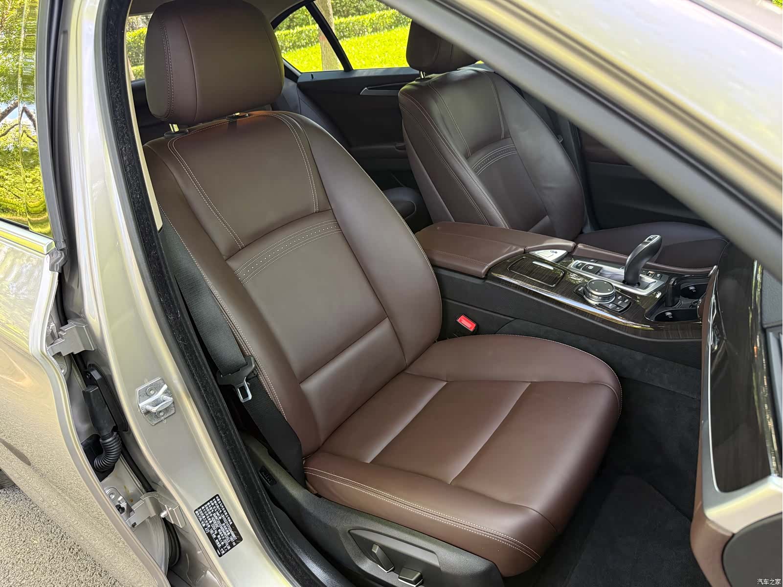 BMW 5 Series, 2016 34