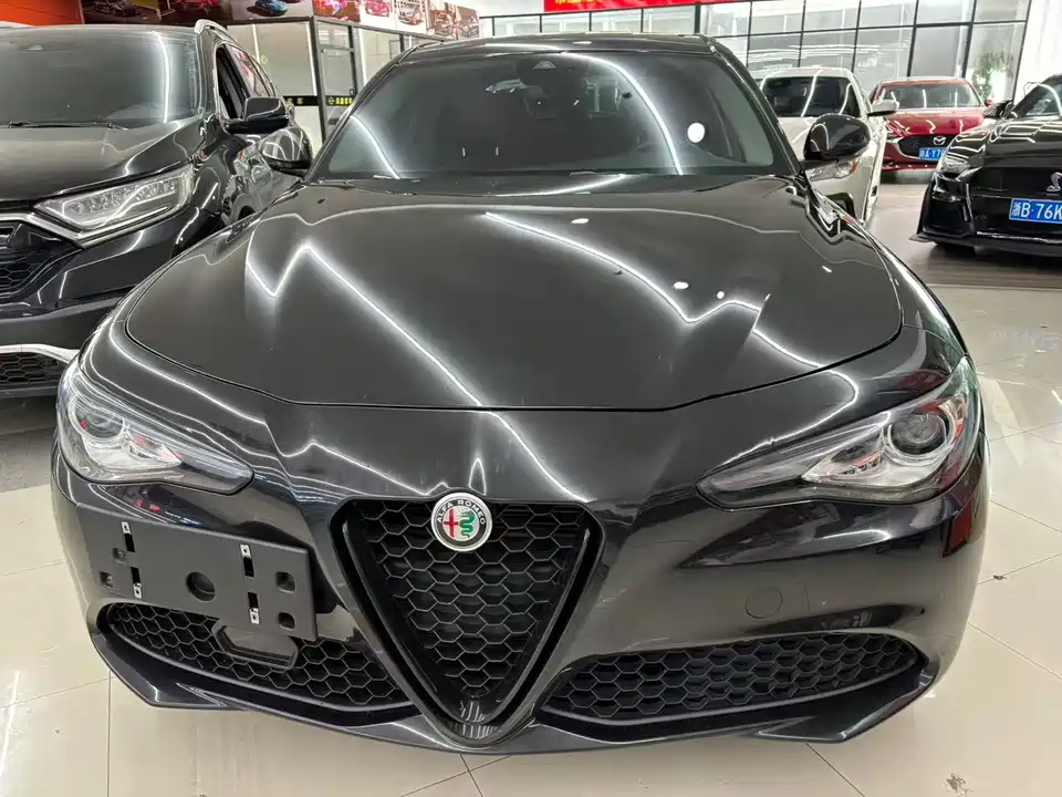 Alfa Romeo Giulia