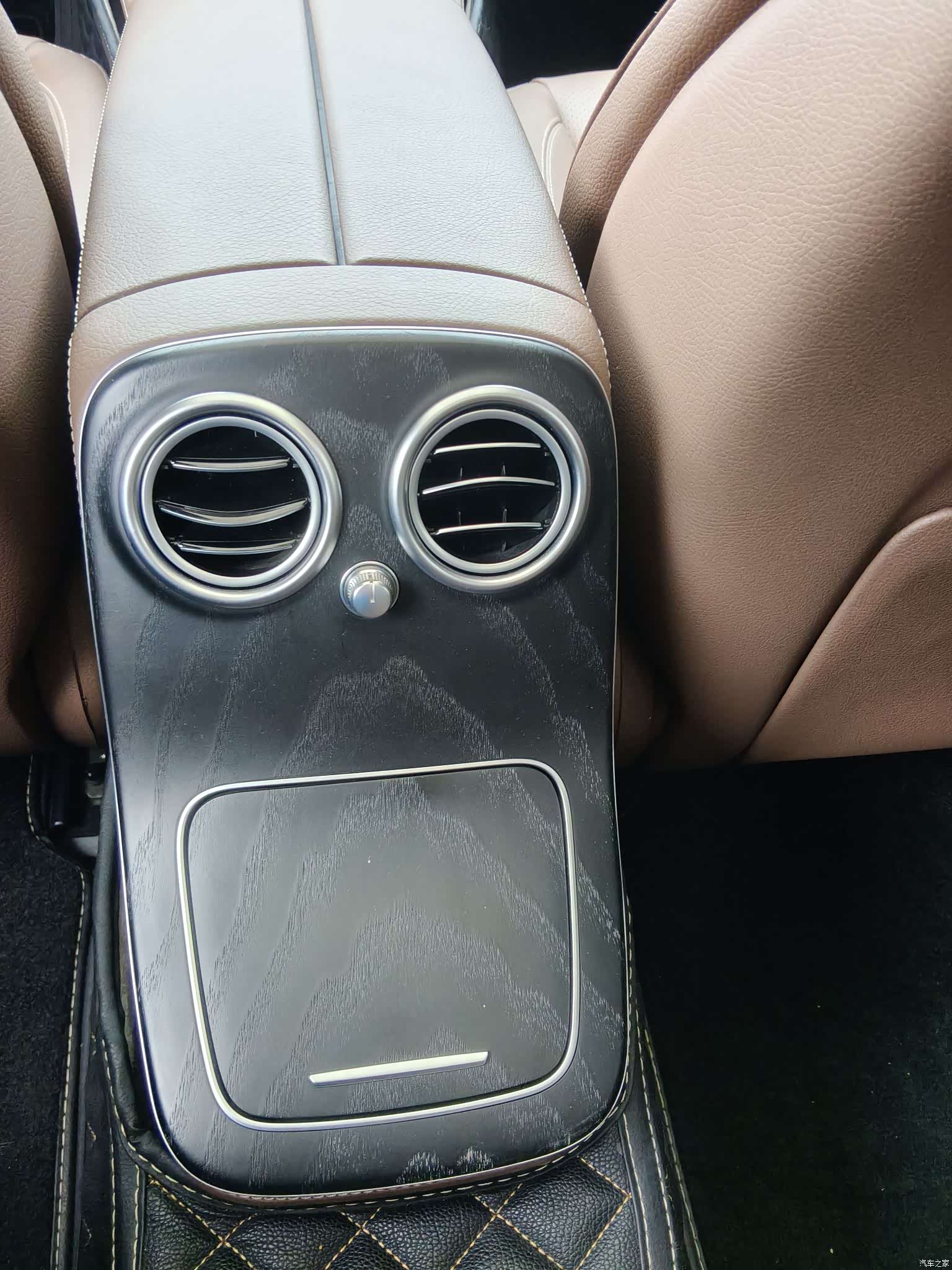 Mercedes-Benz E-Class, 2023 8