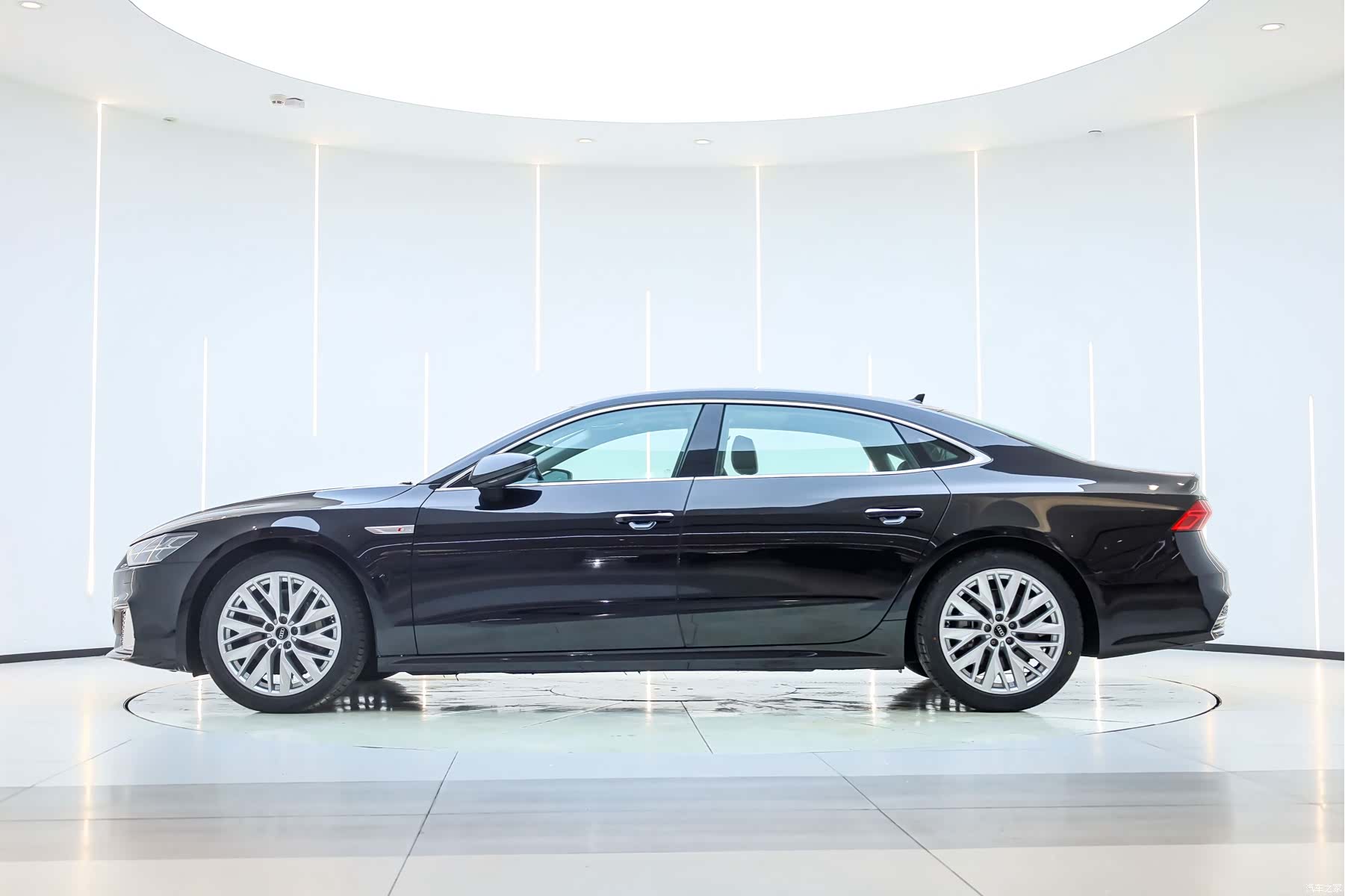 Audi A7L, 2024 6
