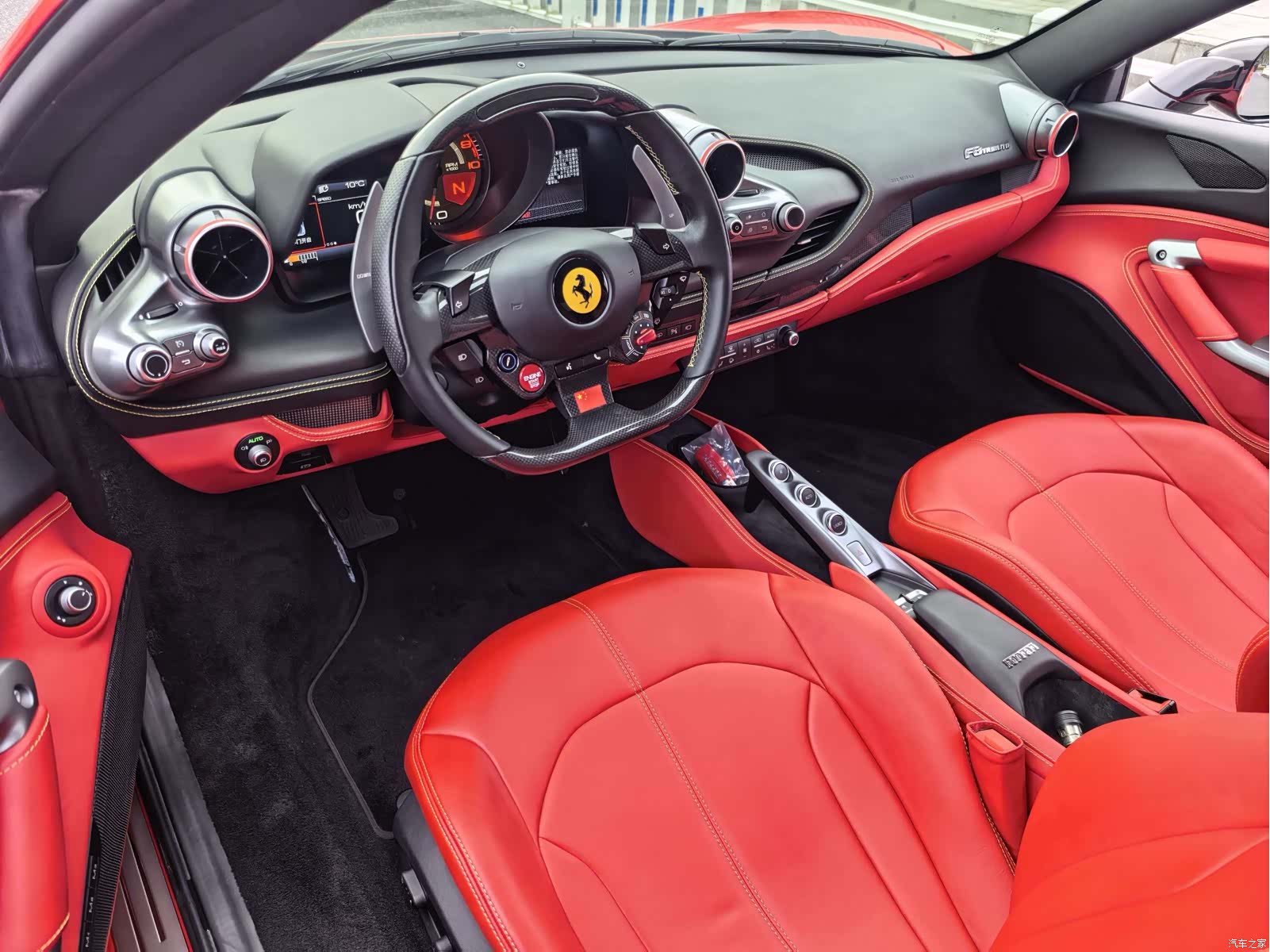Ferrari F8, 2022 3