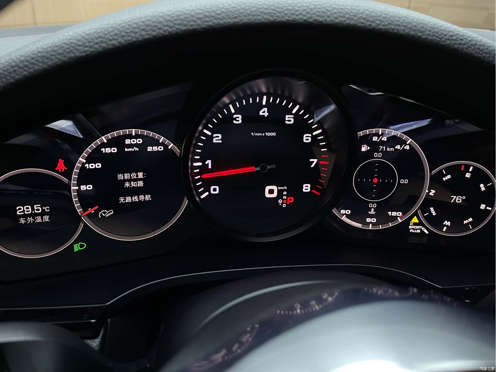 Porsche Cayenne, 2019 9
