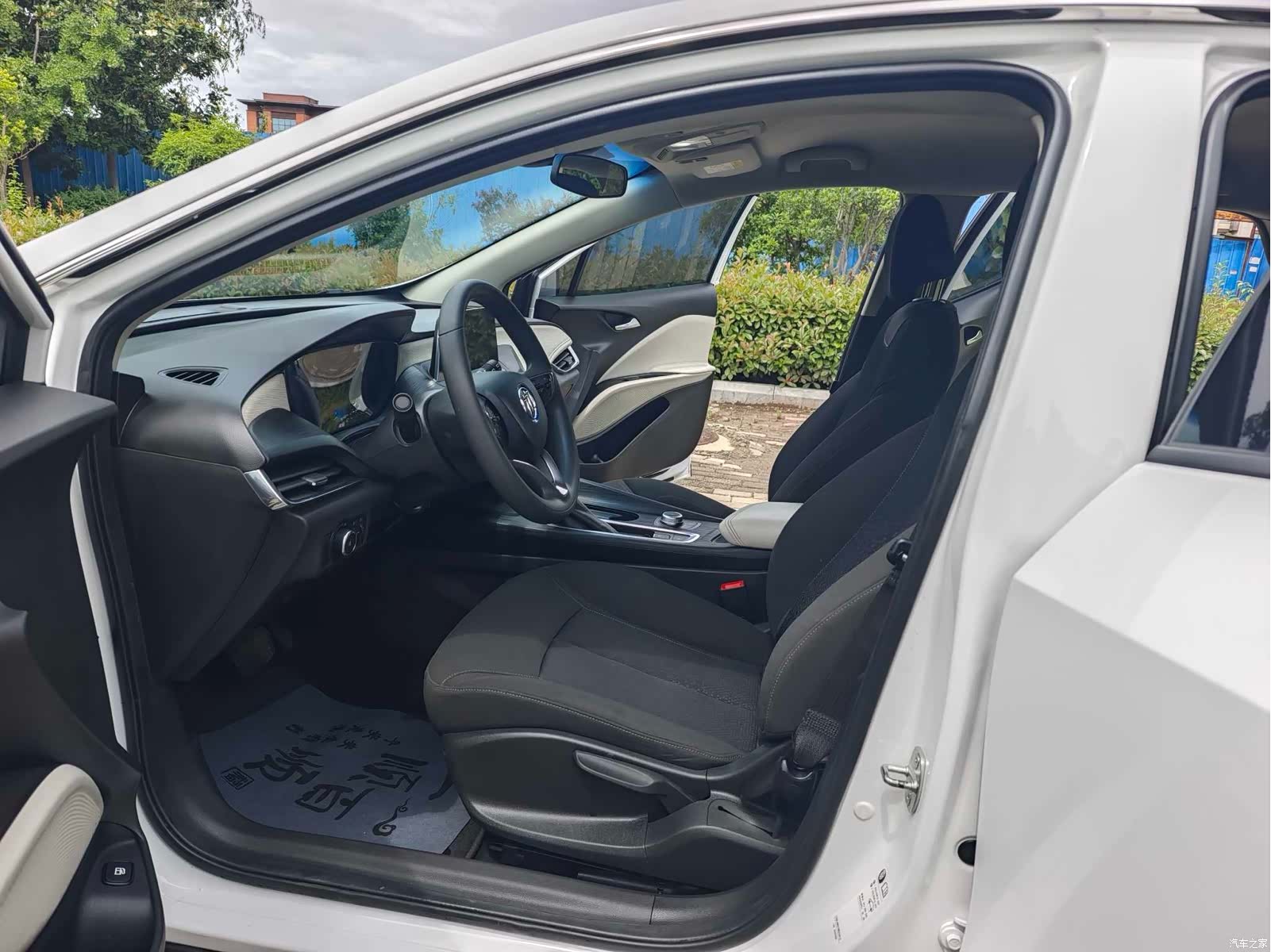 Buick Velite, 2023 11