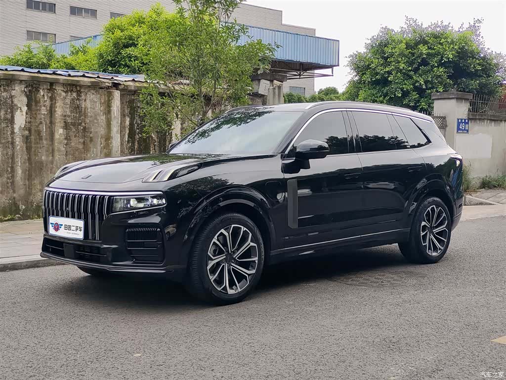 Lynk & Co 02