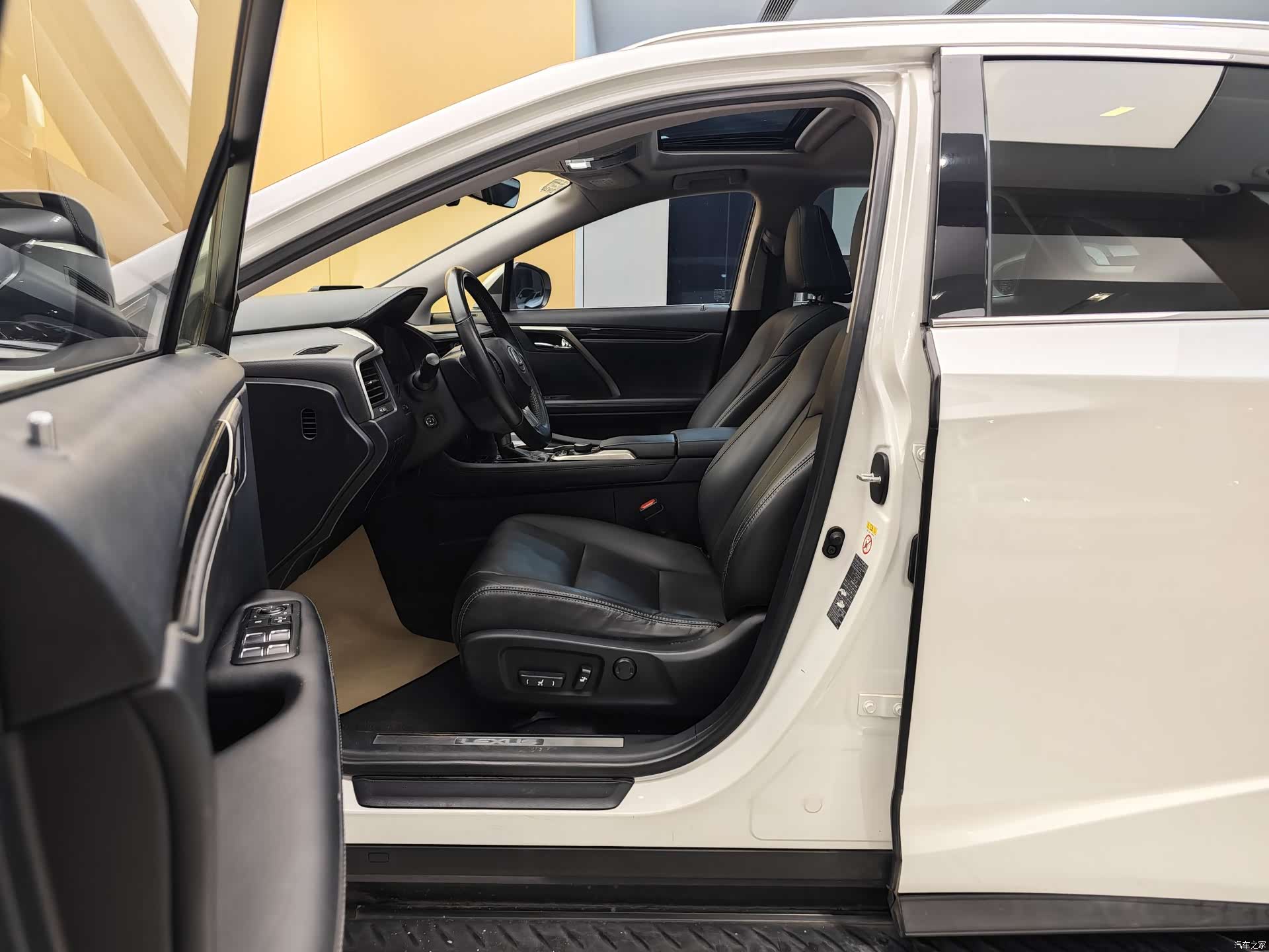 Lexus RX, 2018 14