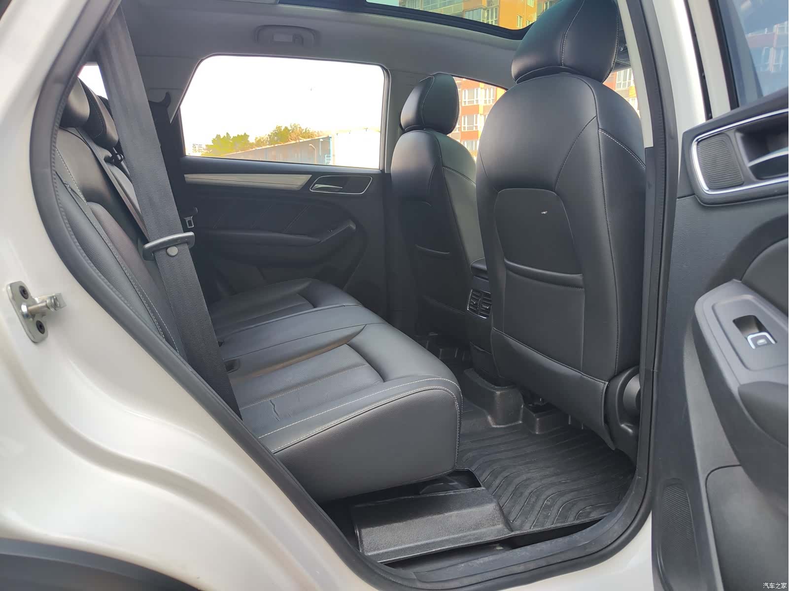 Roewe RX5, 2020 10