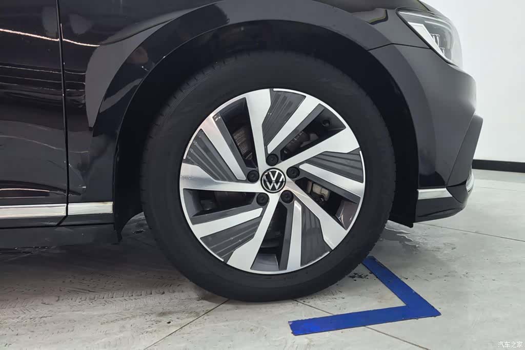 Volkswagen Magotan, 2022 6