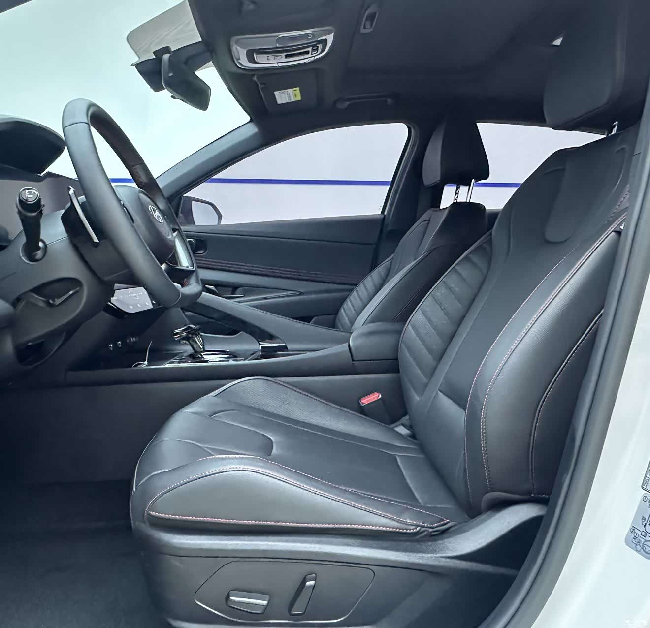 Hyundai Elantra, 2023 7