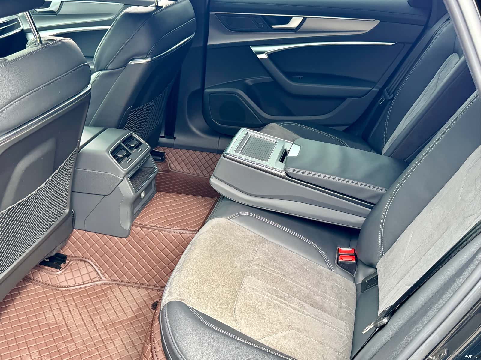 Audi A6L, 2022 22